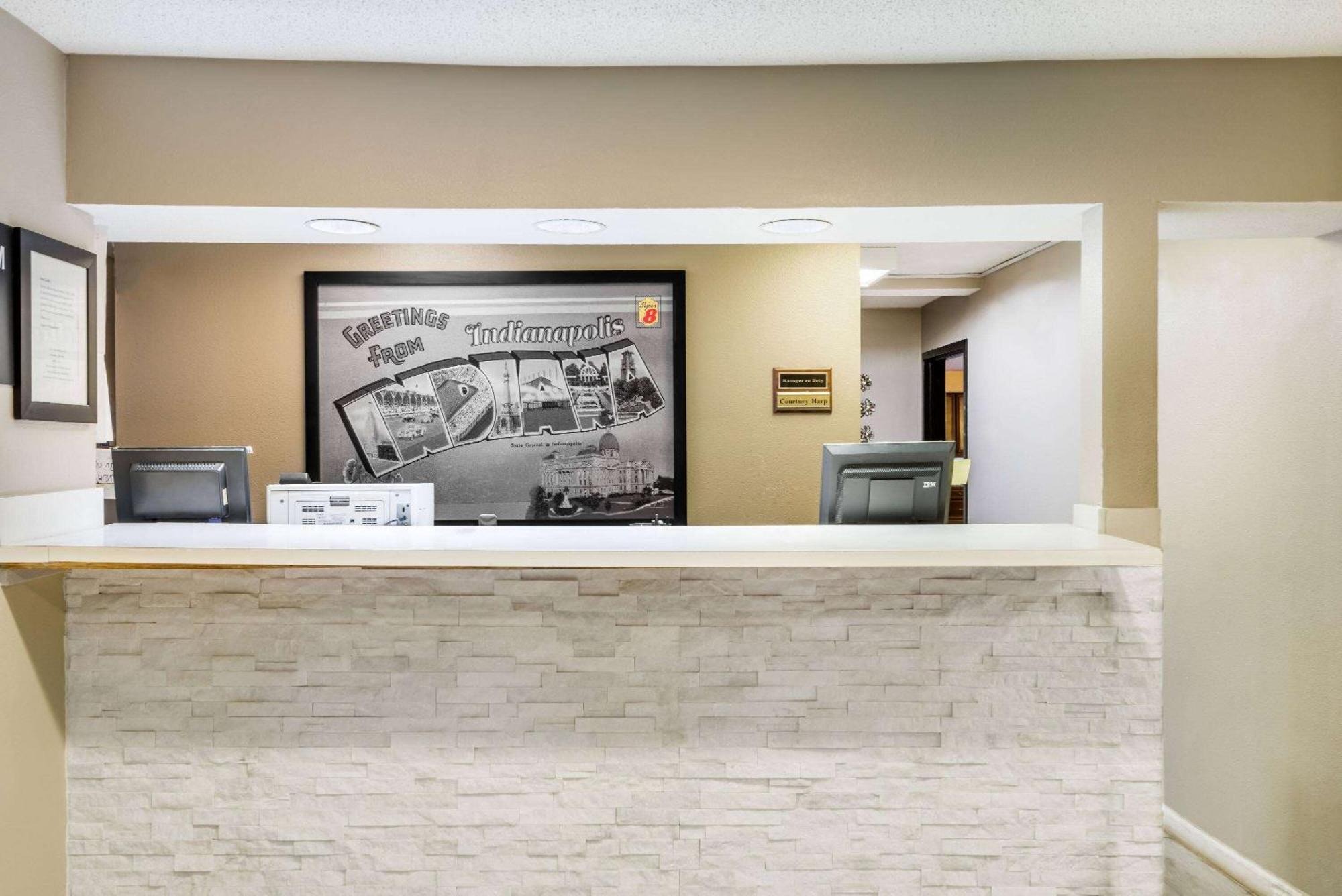 Super 8 By Wyndham Indianapolis/Ne/Castleton Area Hotel Ngoại thất bức ảnh