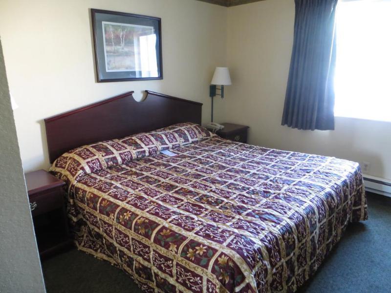 Super 8 By Wyndham Indianapolis/Ne/Castleton Area Hotel Ngoại thất bức ảnh